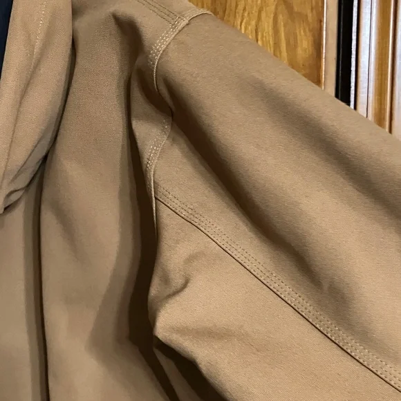 NWT heavyweight duck thermal hooded jacket model number 3006–2002